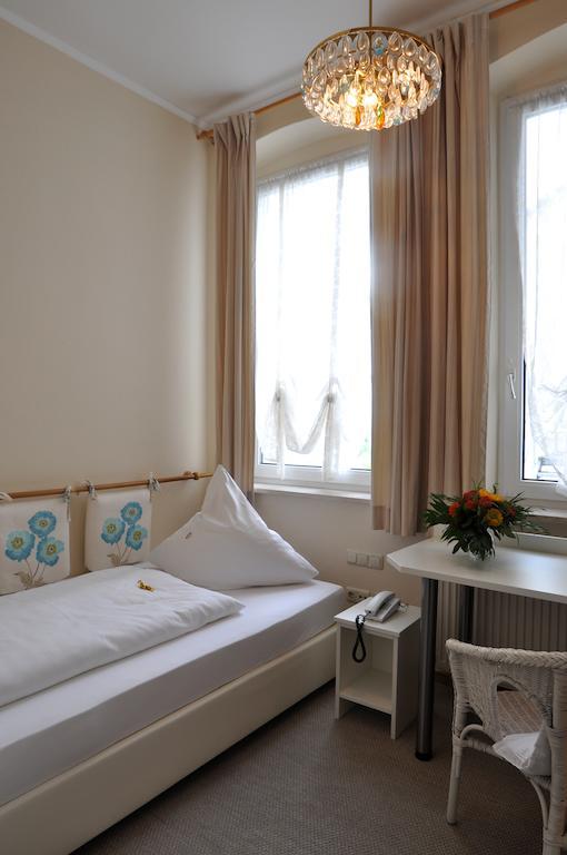 Hotel Grader Нойштадт-ан-дер-Вальднааб Екстер'єр фото